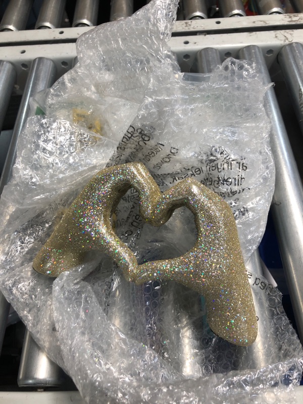 Photo 1 of Romantic Couples Gifts, Hand Gesture Sculpture Modern Home Decor, Contemporary Couple Figurines in Love Stylish Centerpiece, Middle Finger Statue, For Wedding, Office, Living Room Coffee Table, Dining Hand Heart/M Color Series
