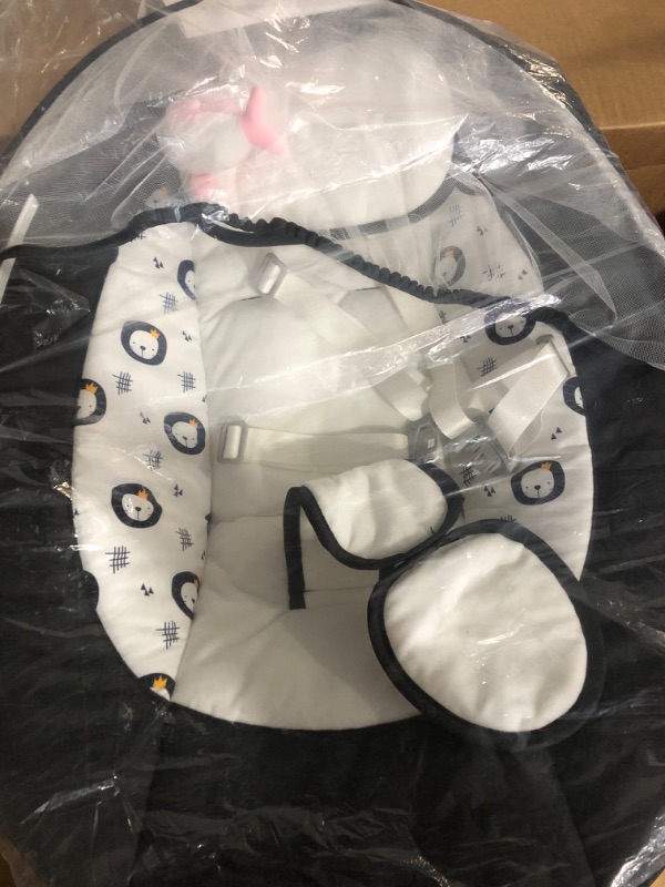 Photo 7 of ***USED*UNABLE TO TEST***
Queerick Baby Swing for Infants to Toddler Portable Babies Swing Timing Function 5 Swing Speeds Bluetooth Touch Screen Music Speaker with 10 Preset Lullabies 5-Point Carabiner Black