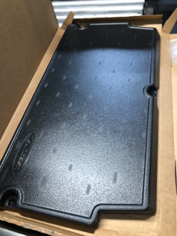 Photo 1 of Suncast BMSASHELFV1 Shed Shelf Kit, Black