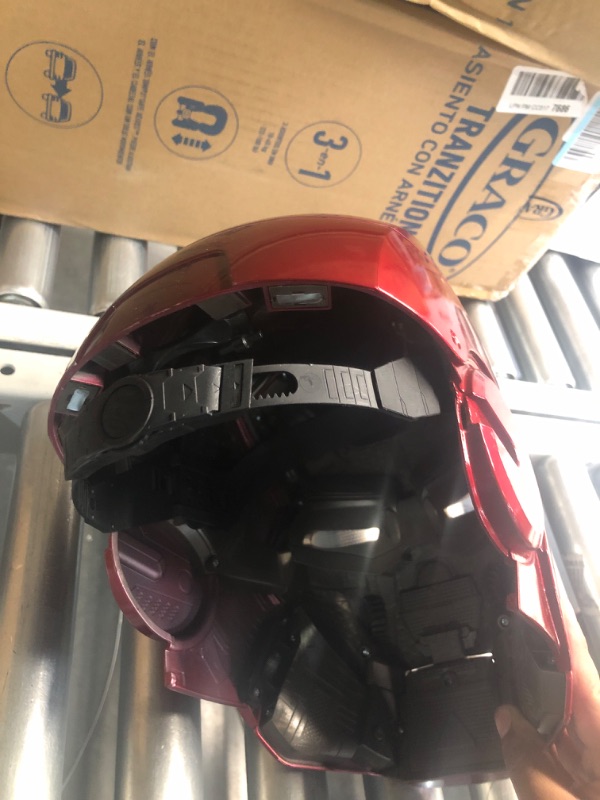 Photo 4 of Avengers Marvel Legends Iron Man Electronic Helmet - Multicolor Characters