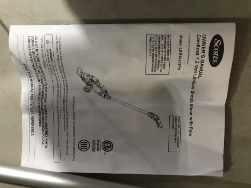 Photo 1 of ***USED*MINOR DAMAGE FROM USE*POSSIBLE MISSING PIECES*NO BATTERY*
Scotts 7.2-Volt Lithium-Ion Cordless Telescoping Pole Shrub Trimmer