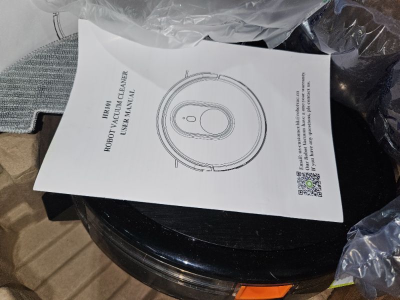 Photo 5 of Robot Vacuum Cleaner (USED) 