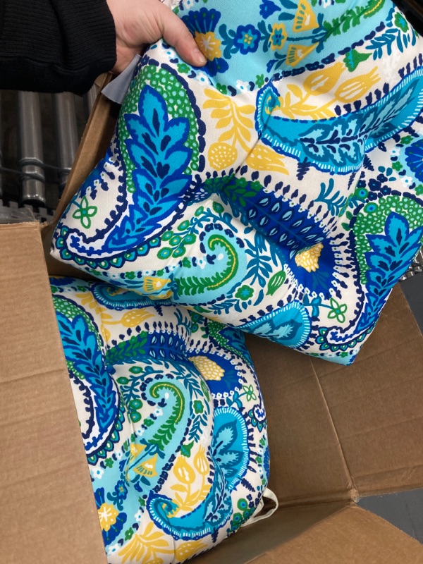 Photo 1 of 2 pcs cushion seat pillows 