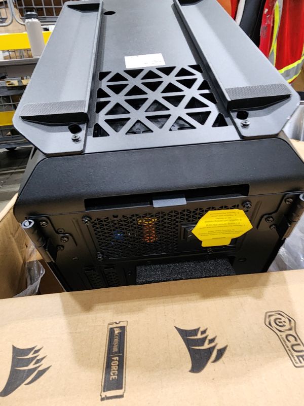 Photo 10 of ***SEE NOTES*** Corsair Vengeance a8100 Series Gaming PC - Liquid Cooled AMD Ryzen 9 7950X CPU - NVIDIA GeForce RTX 4090 GPU - 4TB (2X 2TB) M.2 SSD - 64GB Dominator Platinum RGB DDR5 Memory - Black