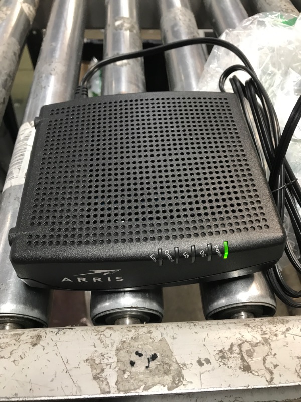 Photo 2 of ARRlS Surfboard CM820A Cable Modem Docsis 3.0
