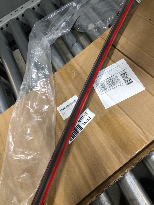 Photo 1 of Rongxu auto Fit Tesla Model 3 Spoiler Rear Spoiler Wing 2017-2023 2024 Tesla Model 3 Rear Trunk Lip, Carbon Fiber Matte Black Sporty Appearance Tesla Model 3 Accessories Trunk Spoiler Carbon Fiber Pattern