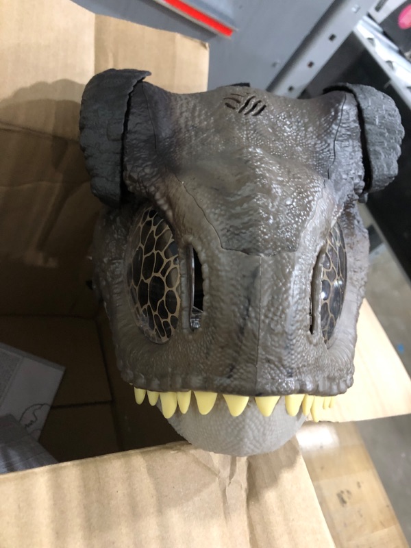 Photo 2 of ?Jurassic World Dominion Dinosaur Mask Tyrannosaurus Rex Chomp N Roar with Motion and Sounds, T Rex Costume for Kids Role-Play ???? Frustration Free Packaging