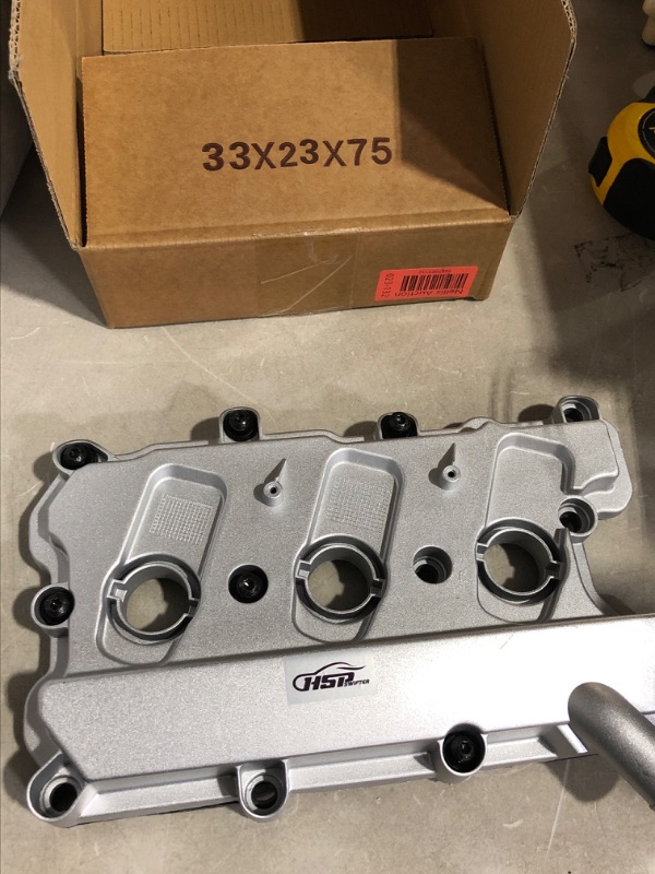 Photo 2 of A-Premium Left Engine Valve Cover, with Gasket & Bolts, Compatible with Audi A4 Quattro, A5 Quattro, A6 Quattro, A7 Quattro, A8 Quattro, Q5, Q7, S4, S5, SQ5, Touareg, 2.8L 3.0L 3.2L
