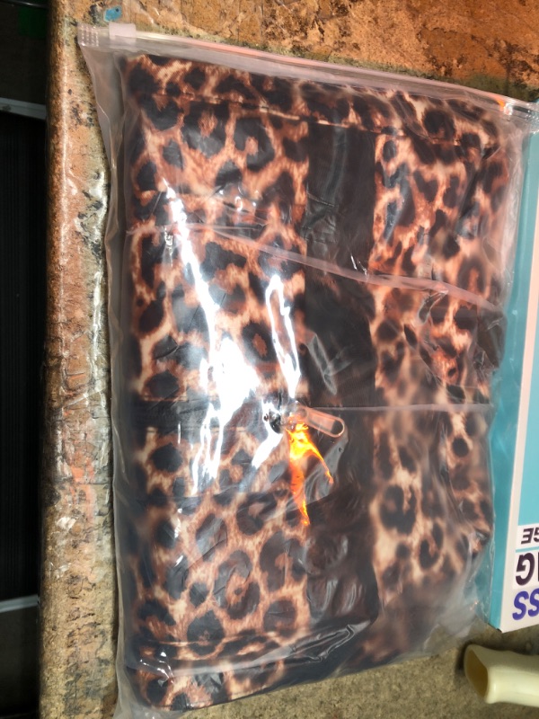 Photo 1 of LARGE DUFFEL BAG TOTE BAG LEOPARD PRINT 