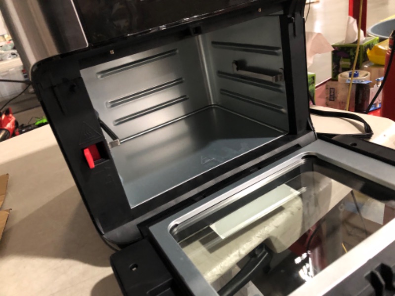Photo 3 of **MISSING Rotisserie**
Instant Vortex Plus Air Fryer Oven 7 in 1 with Rotisserie