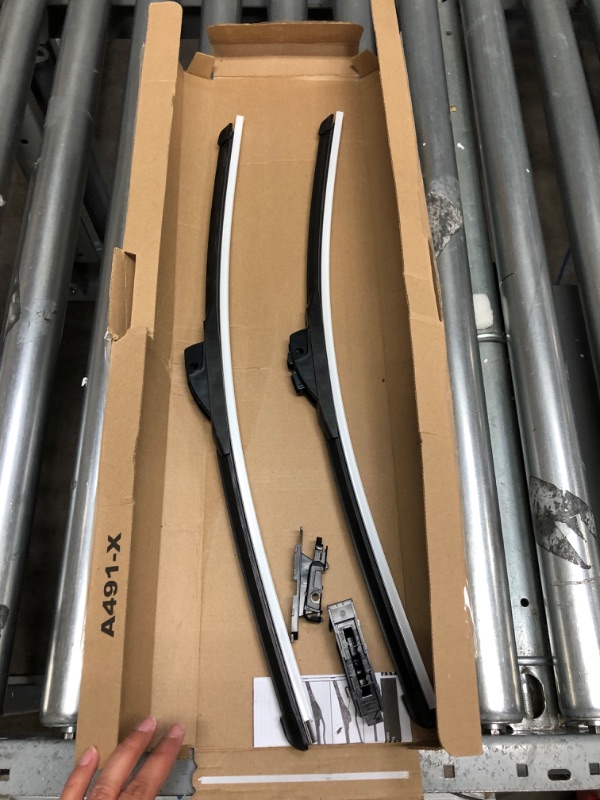 Photo 2 of 22 Inch Pack of 2 Automotive Replacement Windshield Wiper Blades for My Car (18-2222), Easy DIY Install & Superior Road Visibility