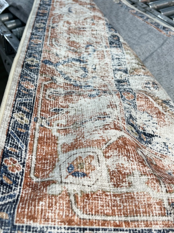 Photo 1 of 8ftx10ft area rug   