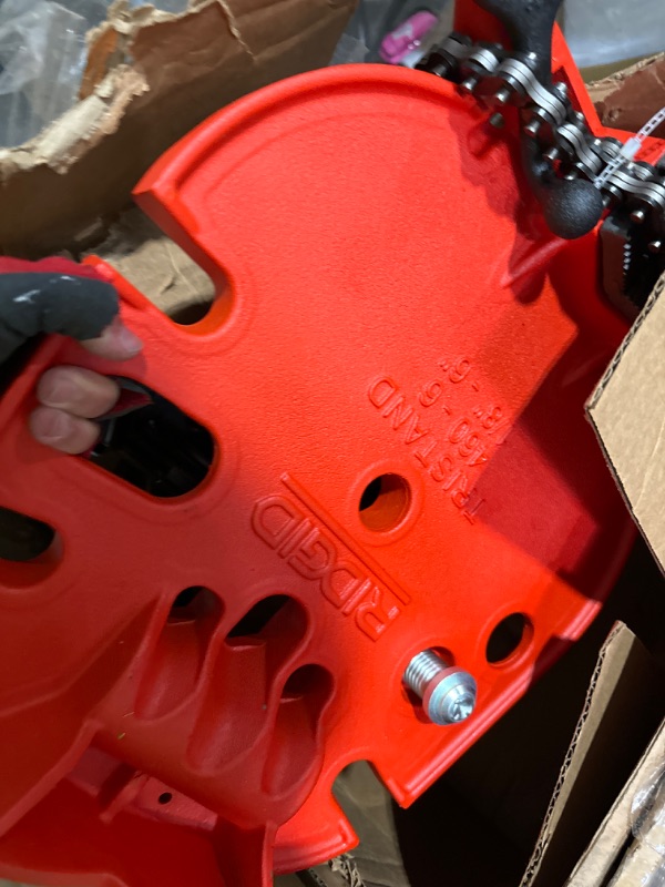 Photo 1 of ***USED READ NOTES***RIDGID 36273 460-6 Portable TRISTAND Chain Vise for 1/8"-6" Pipe, Red/Black full size
