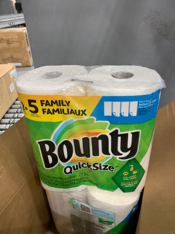 Photo 2 of Bounty Quick Size Paper Towels, White, 4 Packs Of 2 Family Rolls = 8 Family Rolls