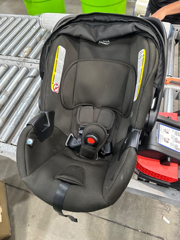 Photo 6 of **SEE PHOTOS*Britax B-Safe Gen2 Infant Car Seat, Eclipse Black SafeWash Gen2 Eclipse Black Safewash