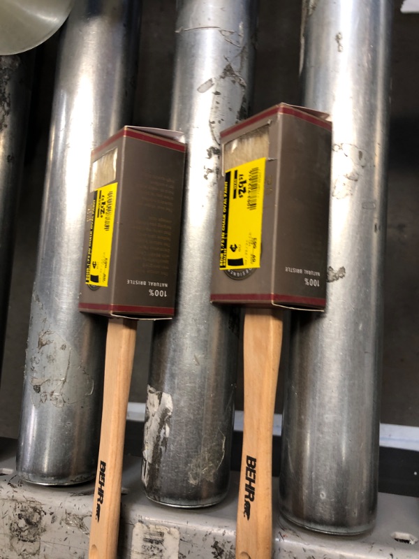 Photo 1 of 2 pack 1.875 in. Chalk Decorative Oval Paint Brush
