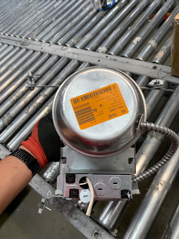 Photo 1 of Halo H750ICAT, 6" LED Housing, IC Air-Tite, for listed Halo LED Modules Each