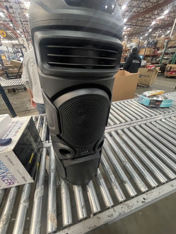 Photo 1 of Portable 2x8 speaker with usb and tf/fm radio
