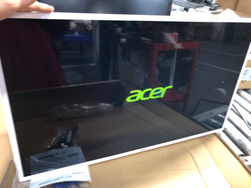 Photo 4 of Acer EZ321Q wi 31.5" Full HD (1920 x 1080) IPS Monitor (HDMI & VGA port), White
