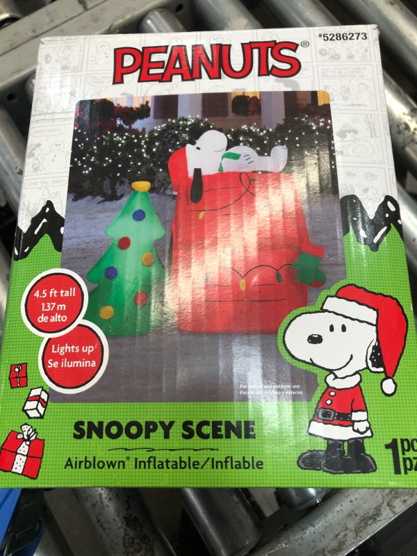 Photo 1 of 4.5' Peanuts Snoopy Scene Airblown Inflatable Christmas Tree Yard Decoration New
