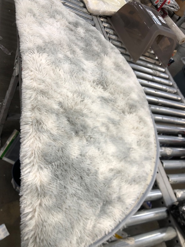 Photo 1 of 5' Round Faux Furry Rug