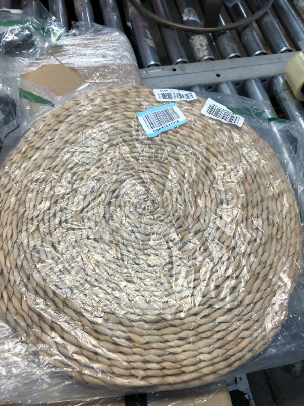 Photo 1 of 24" ROUND WOVEN WALL ITEM