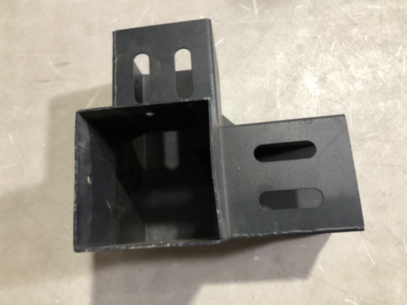 Photo 2 of ***HEAVILY USED AND DIRTY - DENTED AND SCRATCHED - NO PACKAGING***
LINX 4 in. TriFit Black Steel Corner Bracket Pergola for 4x4 Wood Posts (1-Pack)