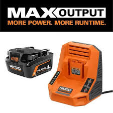 Photo 1 of 18V 4.0 Ah MAX Output Starter Kit with Rapid Charger
