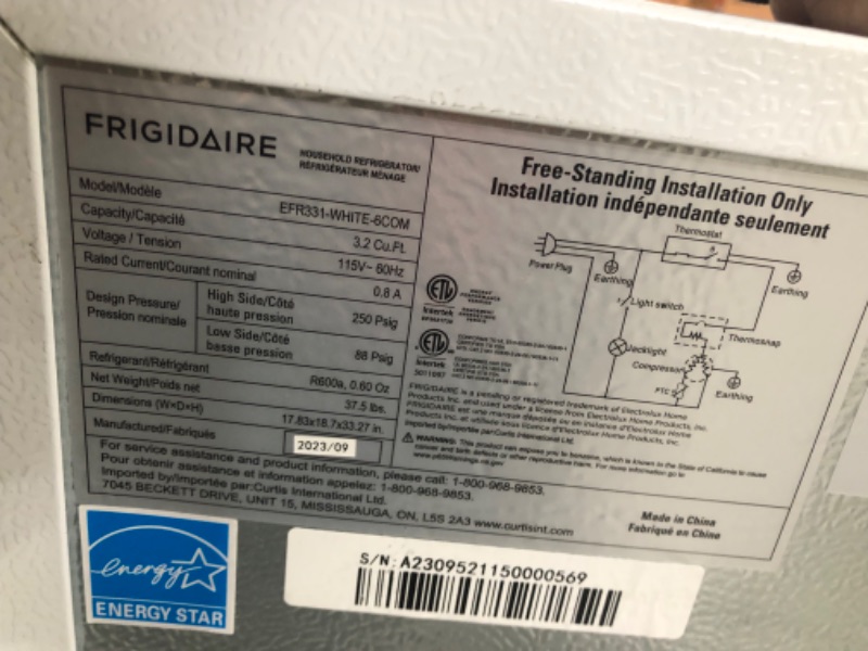 Photo 5 of **READ NOTES**FRIGIDAIRE EFR331-WHITE 3.2 Cu ft Eraser Board Mini Compact Dorm Fridge (White)
