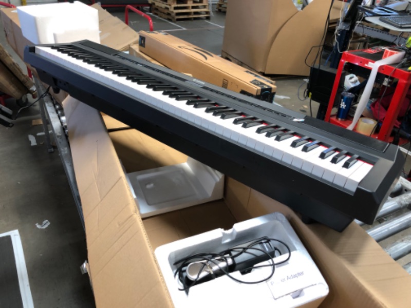 Photo 4 of Donner DEP-20 Beginner Digital Piano 88 Key Full Size Weighted Keyboard, Portable Electric Piano with Sustain Pedal, Power Supply
