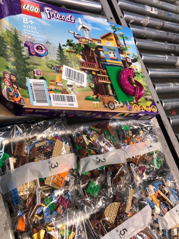 Photo 3 of (READ NOTES) LEGO Friends Friendship Tree House 41703 Building Toy Set for Kids, Girls, and Boys Ages 8+ (1114 Pieces) Frustration-Free Packaging