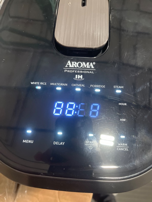 Photo 2 of [FOR PARTS, READ NOTES] NONREFUNDABLE
AROMA® Professional 6-Cups (UnCooked) / 3Qt. 360° Induction Rice Cooker & Multicooker (ARC-7606GR) GRAY
