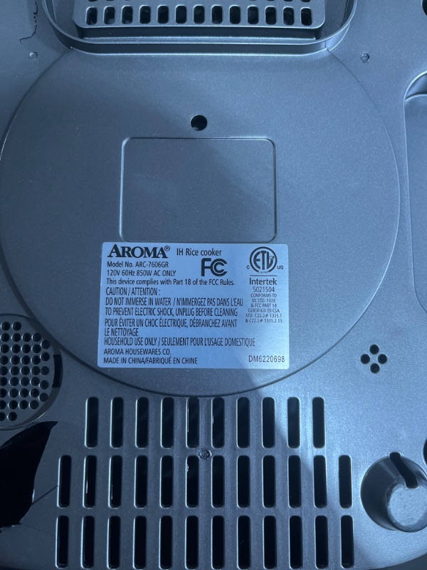 Photo 3 of [FOR PARTS, READ NOTES] NONREFUNDABLE
AROMA® Professional 6-Cups (UnCooked) / 3Qt. 360° Induction Rice Cooker & Multicooker (ARC-7606GR) GRAY