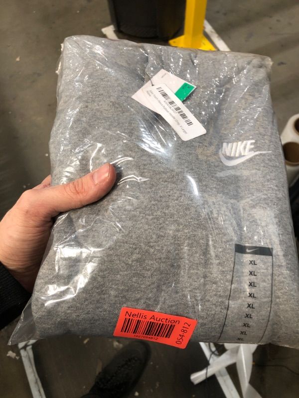 Photo 1 of Nike Youth Fleece Pullover Hoodie X-Large Grey