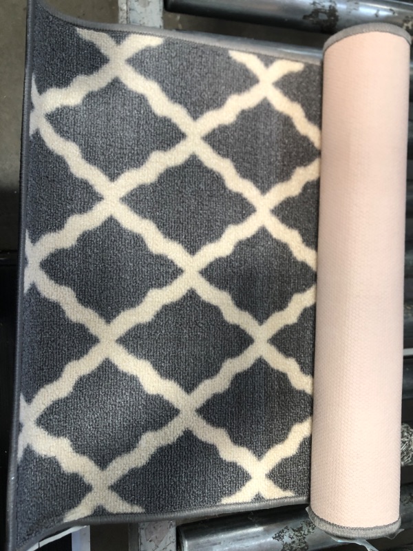 Photo 1 of 1'7 x  6'Gray Indoor Trellis Moroccan Machine Washable Runner Ru
