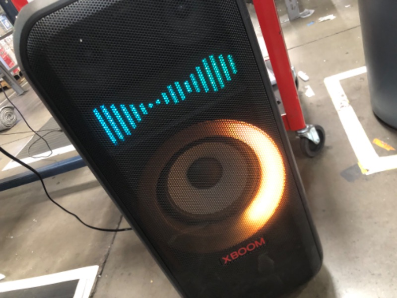 Photo 6 of LG XBOOM XL7S Portable Party Tower Speaker with LED Lighting
