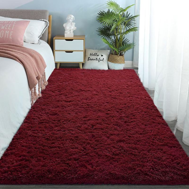 Photo 1 of 4 X 6 FT. INDOOR AREA RUG BURGUNDY 