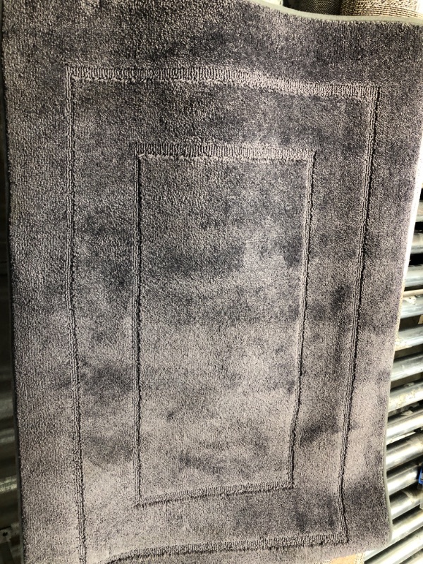 Photo 1 of 2ft x3ft area rug -grey 