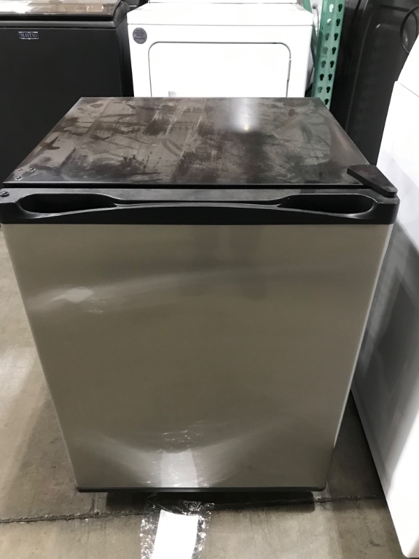 Photo 2 of 28 cu. ft. 4-Door French Door Smart Refrigerator with Ice and Water Dispenser in PrintProof Stainless Steel
