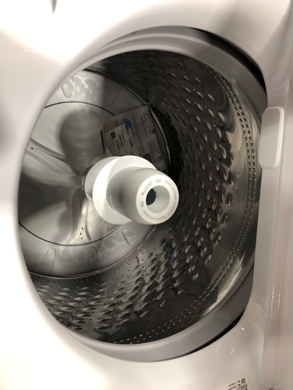Photo 5 of Maytag 4.5-cu ft High Efficiency Agitator Top-Load Washer (White)
