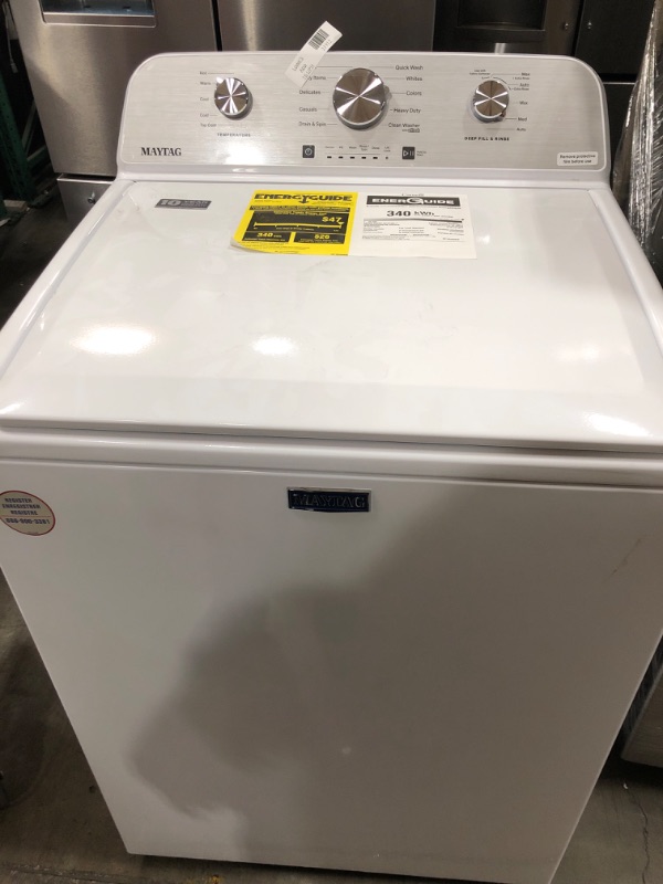 Photo 2 of Maytag 4.5-cu ft High Efficiency Agitator Top-Load Washer (White)
