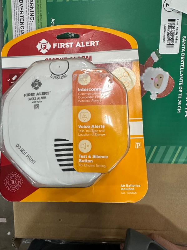 Photo 2 of First Alert Battery-Powered Photoelectric Smoke/Fire Detector - Total Qty: 1