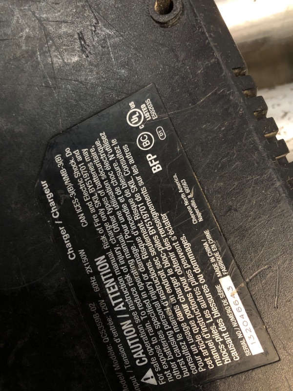 Photo 7 of **NONREFUNDABLE**FOR PARTS OR REPAIR**SEE NOTES**
SKIL 2x20V PWR CORE 20 XP Brushless 7-1/4” Rear Handle Circular Saw Kit Includes Two 5.0Ah Batteries and Dual Port Auto PWR JUMP Charger-CR5429B-20, Red 2*20V XP Circular Saw