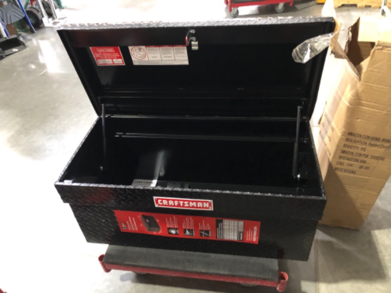 Photo 7 of ***NOT FUNCTIONAL - FOR PARTS ONLY - NONREFUNDABLE - SEE COMMENTS***
CRAFTSMAN 40.86-in x 19.57-in x 19.2-in Matte Black Aluminum Chest Truck Tool Box