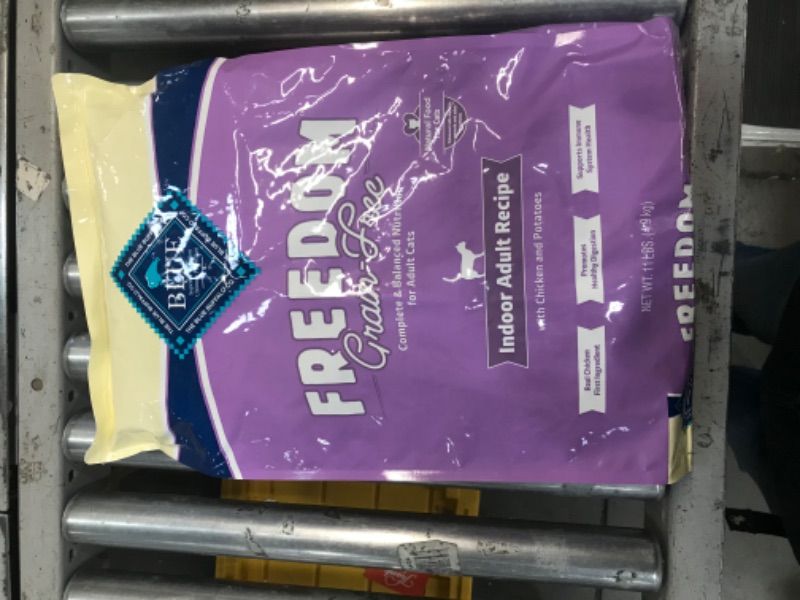 Photo 1 of **EXP- 11/23/23**Blue Buffalo Freedom Grain Free Natural Indoor Adult Dry Cat Food, Chicken 11-lb Chicken 11 Pound (Pack of 1)