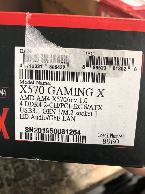 Photo 3 of Gigabyte X570 Gaming X (AMD Ryzen 3000/X570/ATX/PCIe4.0/DDR4/USB3.1/Realtek ALC887/HDMI 2.0B/RGB Fusion 2.0/Realtek GbE 8118 LAN/Gaming Motherboard)