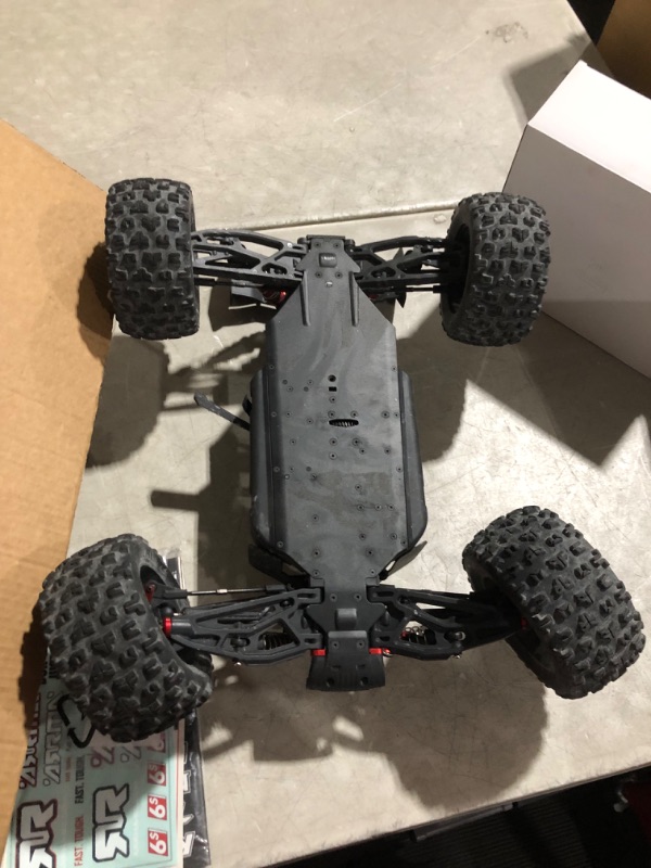 Photo 4 of ***USED - NO BATTERY OR CHARGER INCLUDED - UNABLE TO TEST - FRAME RIPPED OFF - SEE PICTURES***
ARRMA RC Truck 1/8 KRATON 6S V5 4WD BLX Speed Monster Truck with Spektrum Firma RTR, Blue, ARA8608V5T2