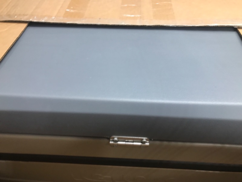 Photo 1 of Igloo Sportsman 30 - 150 Qt Heavy-Duty High Performance Hardsided Coolers 110 Qt Glide Sandstone Cooler