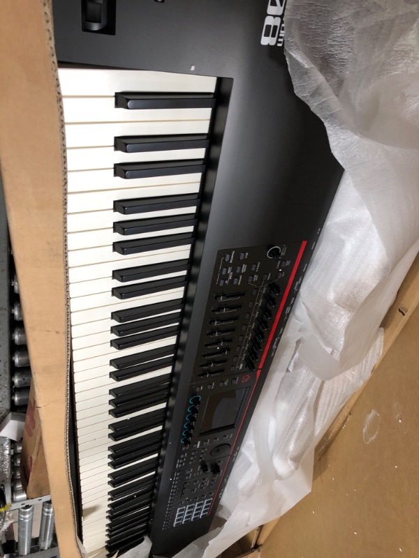 Photo 2 of Roland Fantom-08 88-Key Music Workstation Keyboard