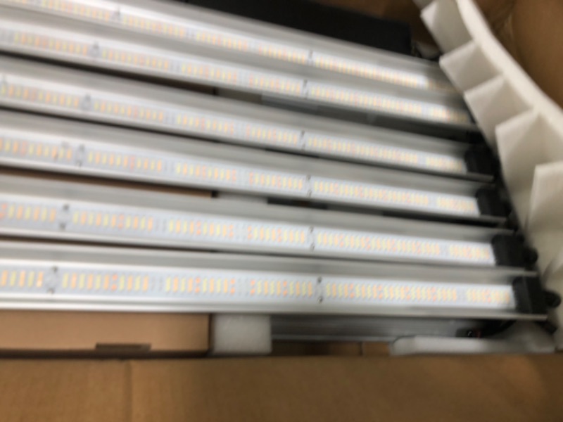 Photo 3 of 1200Watt LED Grow Light PF12000 Dimming Sunlike Full Spectrum Growing Lamps for Seedlings Veg Bloom in Grow Tent Greenhouse Daisy Chain
